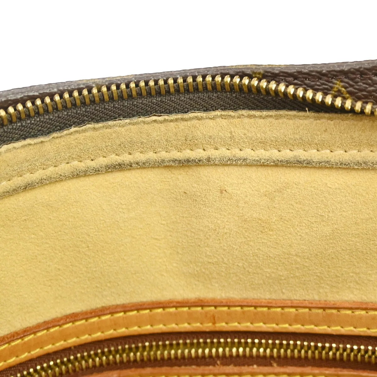 Louis Vuitton Monogram Looping Monogram Canvas Brown Canvas Shoulder Bag Bag (Pre-Owned)