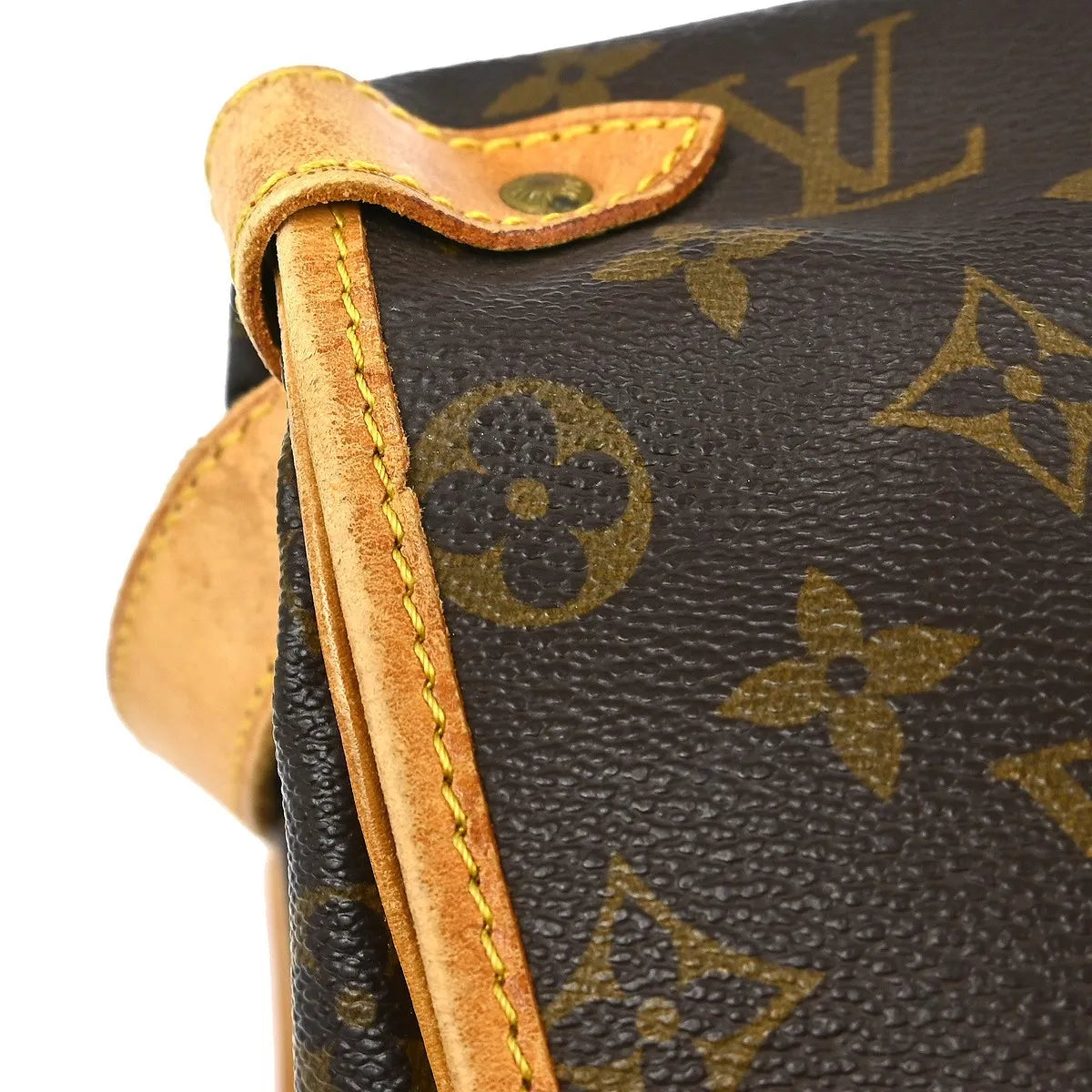 Louis Vuitton Saumur Monogram Canvas Brown Canvas Shoulder Bag Bag (Pre-Owned)