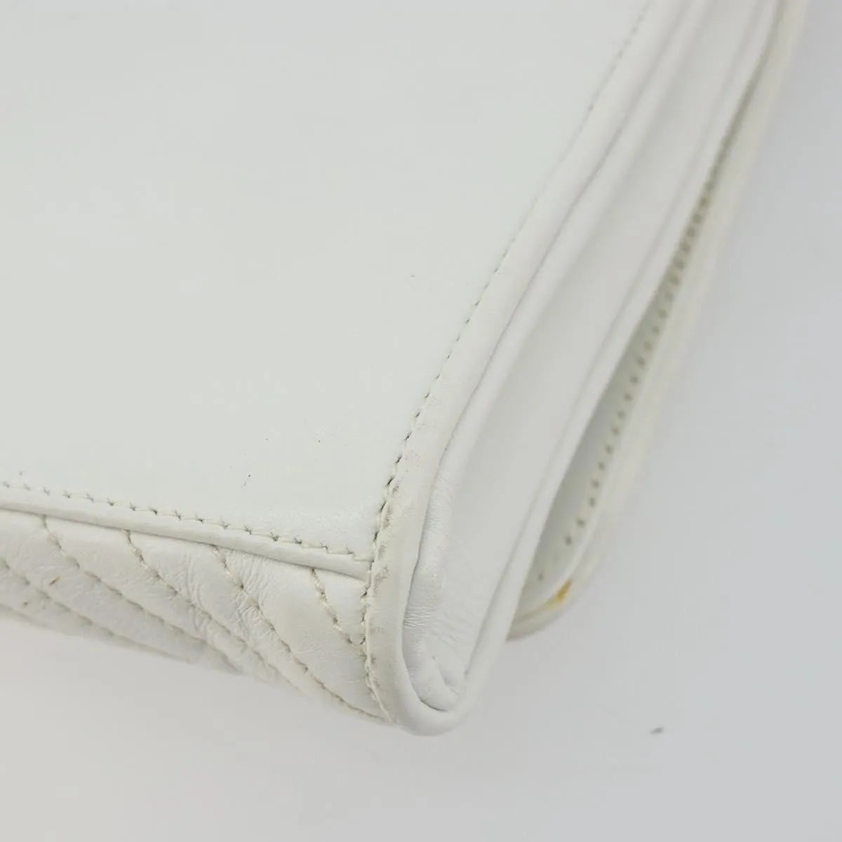 Celine Vintage Flap Quilted Leather White Leather Shoulder Bag Bag (Pre-Owned)