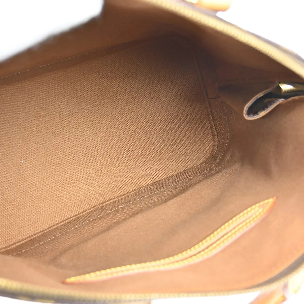 Louis Vuitton Alma Monogram Canvas Brown Canvas Handbag (Pre-Owned)