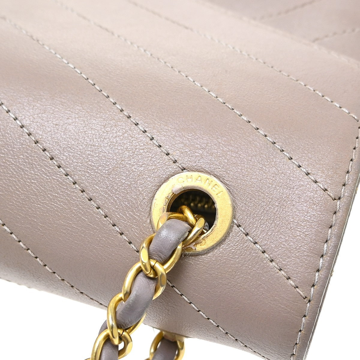 Chanel Envelope Compartment Flap Chevron Calfskin Purple Leather Crossbody Bag Bag (Pre-Owned)