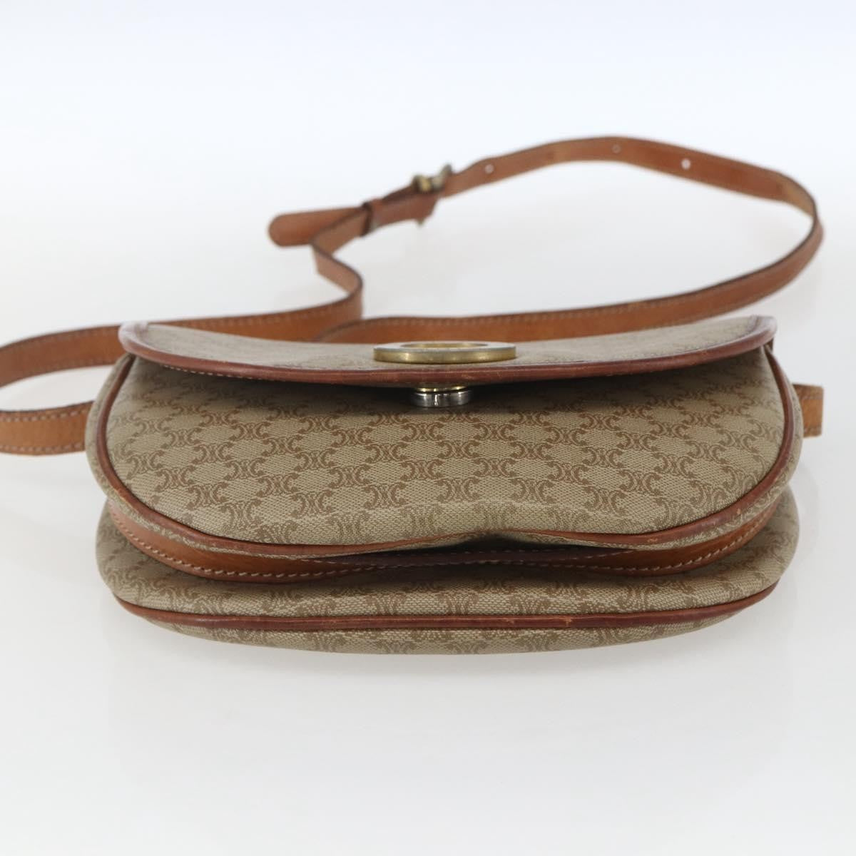 Celine Vintage Macadam Circle Logo Canvas And Leather Beige Canvas Shoulder Bag Bag (Pre-Owned)