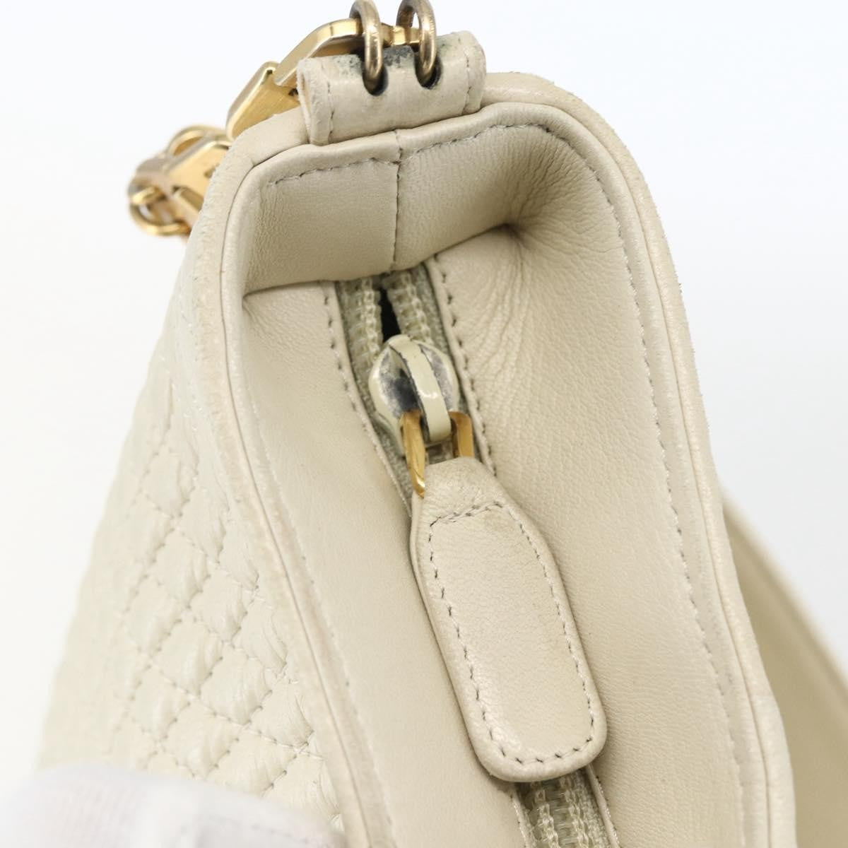 Bally Vintage Quilted Leather Ecru Leather Shoulder Bag Bag (Pre-Owned)