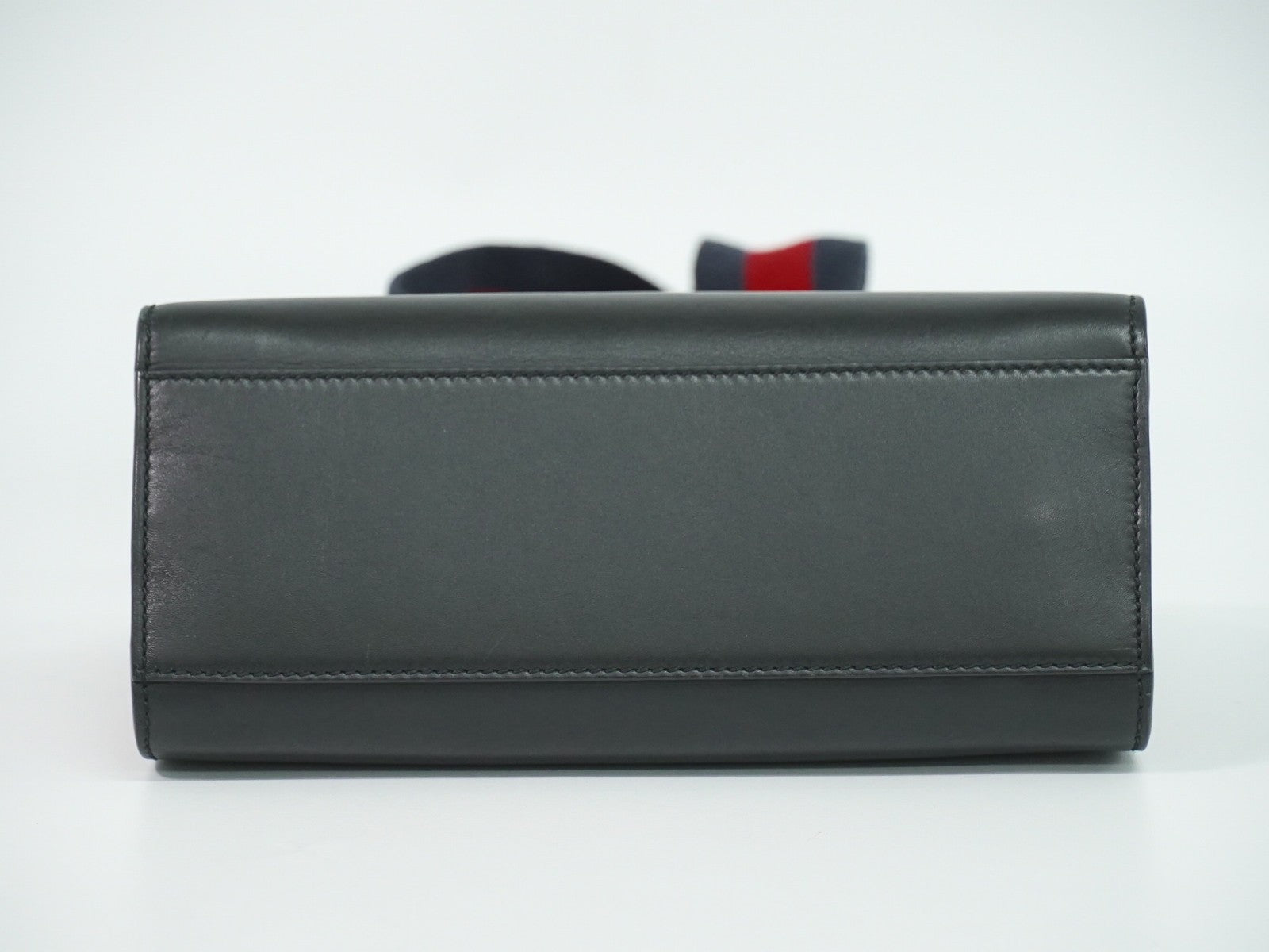 Gucci Nymphaea Top Handle Leather Black Leather Handbag (Pre-Owned)