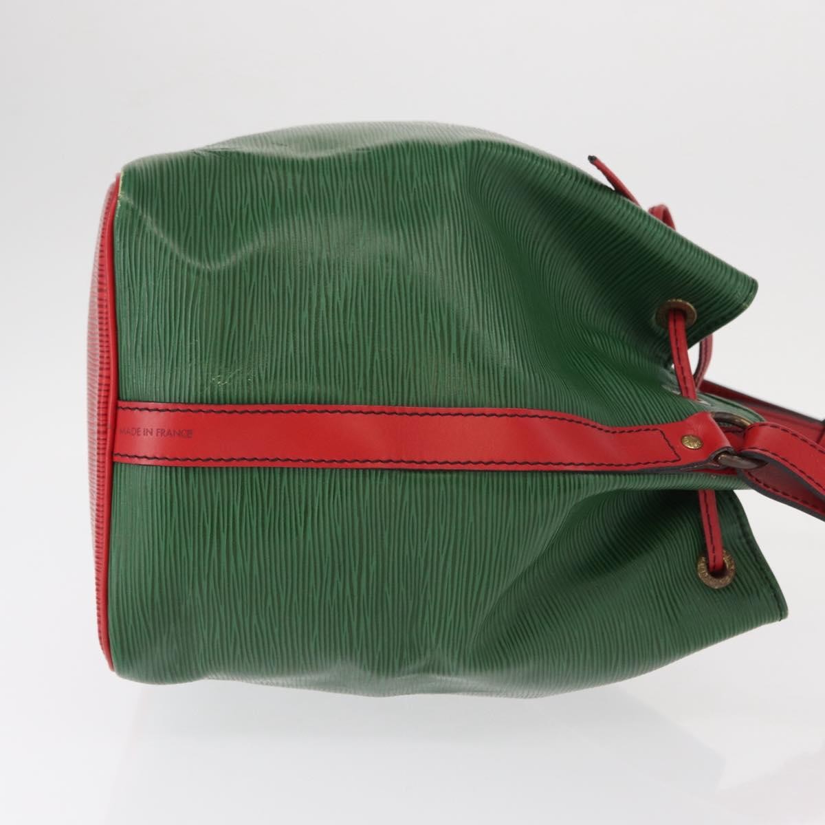 Louis Vuitton Bicolor Petit Noe Epi Leather Green Leather Shoulder Bag Bag (Pre-Owned)
