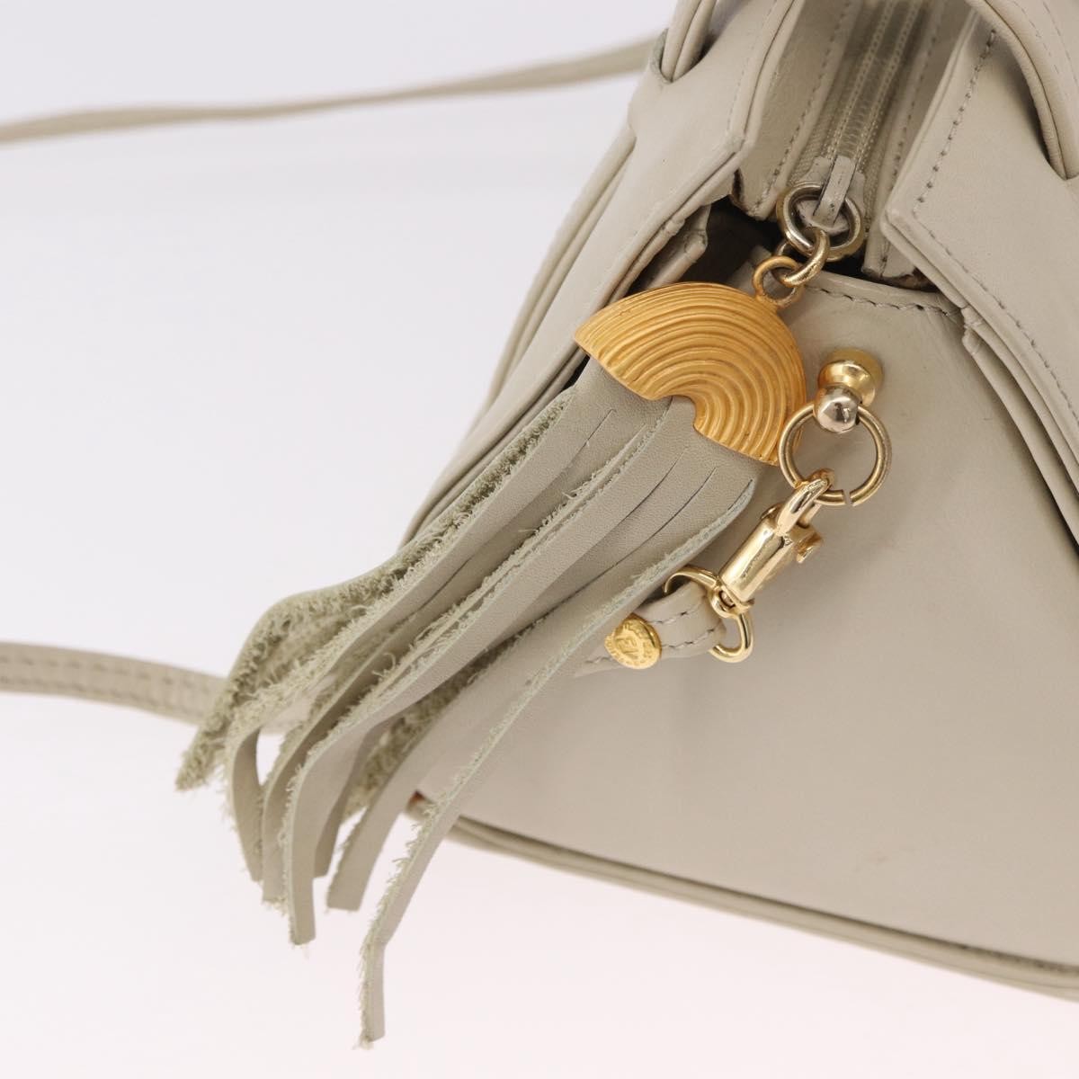 Fendi Vintage Handbag Leather Beige Leather Handbag (Pre-Owned)