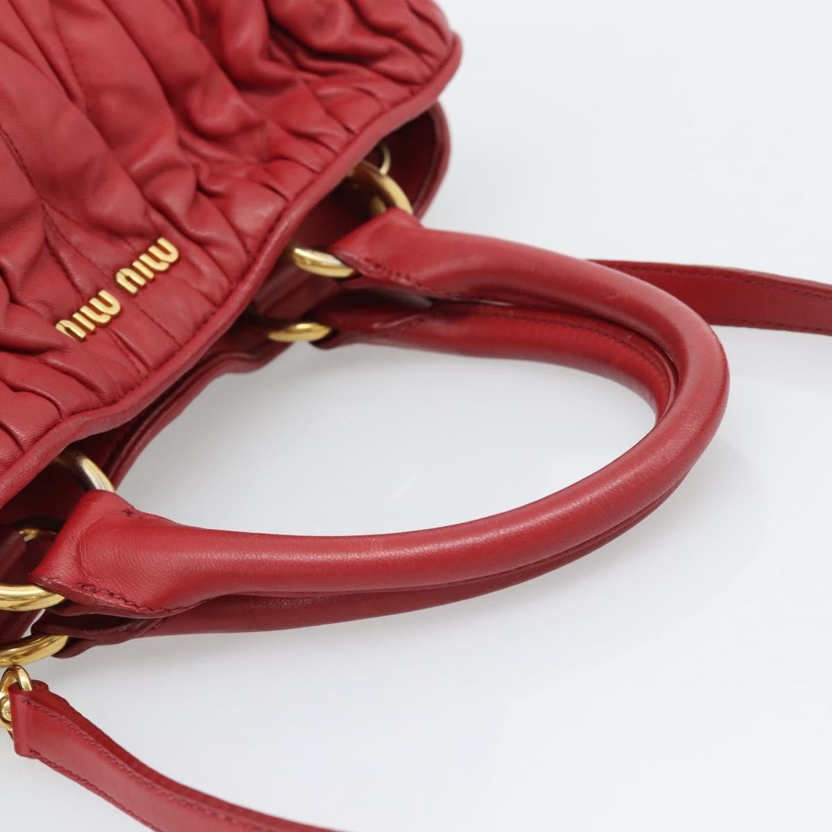 Miu Miu Matelassé Nappa Leather Top Handle Bag Leather Red Leather Shoulder Bag Bag (Pre-Owned)