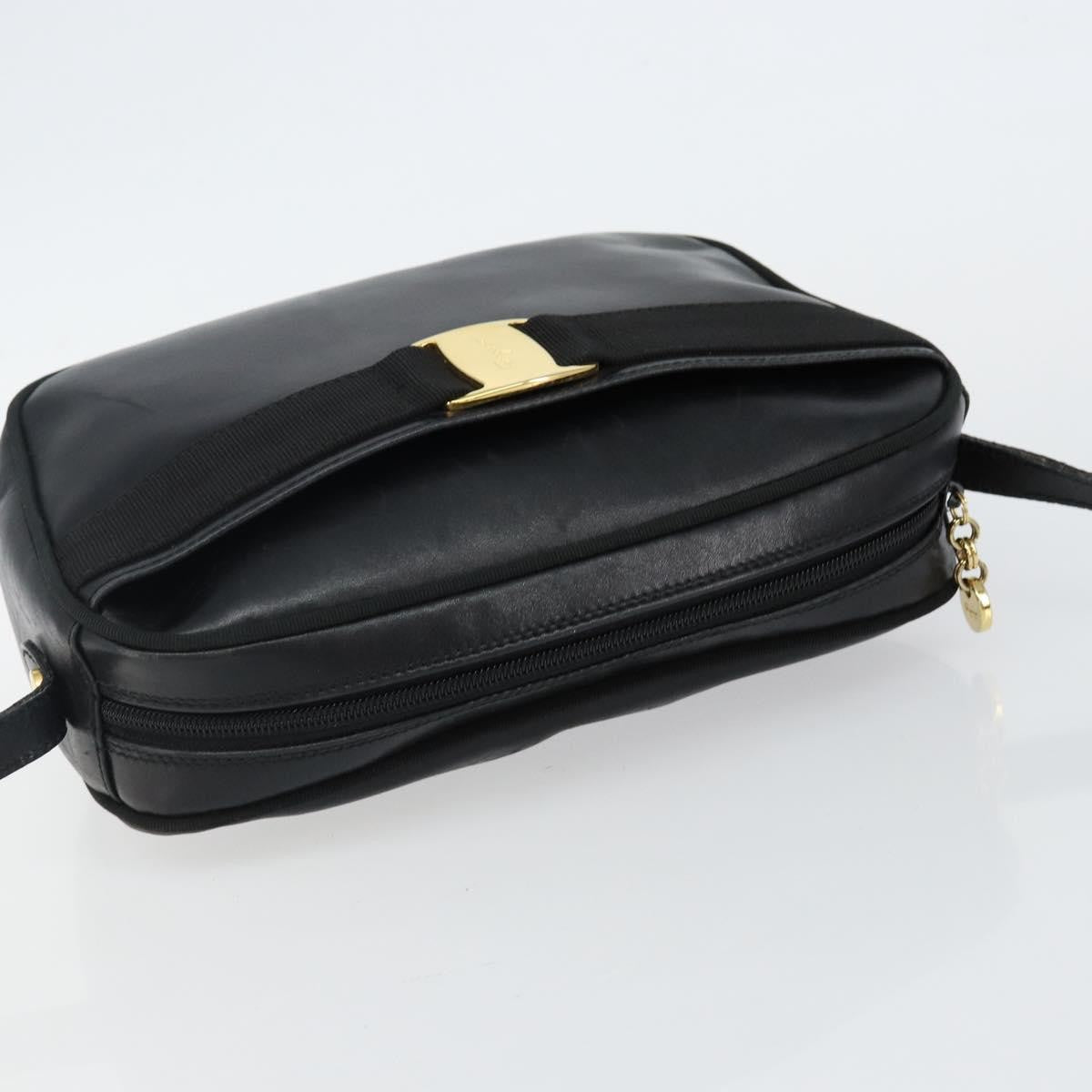 Salvatore Ferragamo Vala Leather Black Leather Shoulder Bag Bag (Pre-Owned)