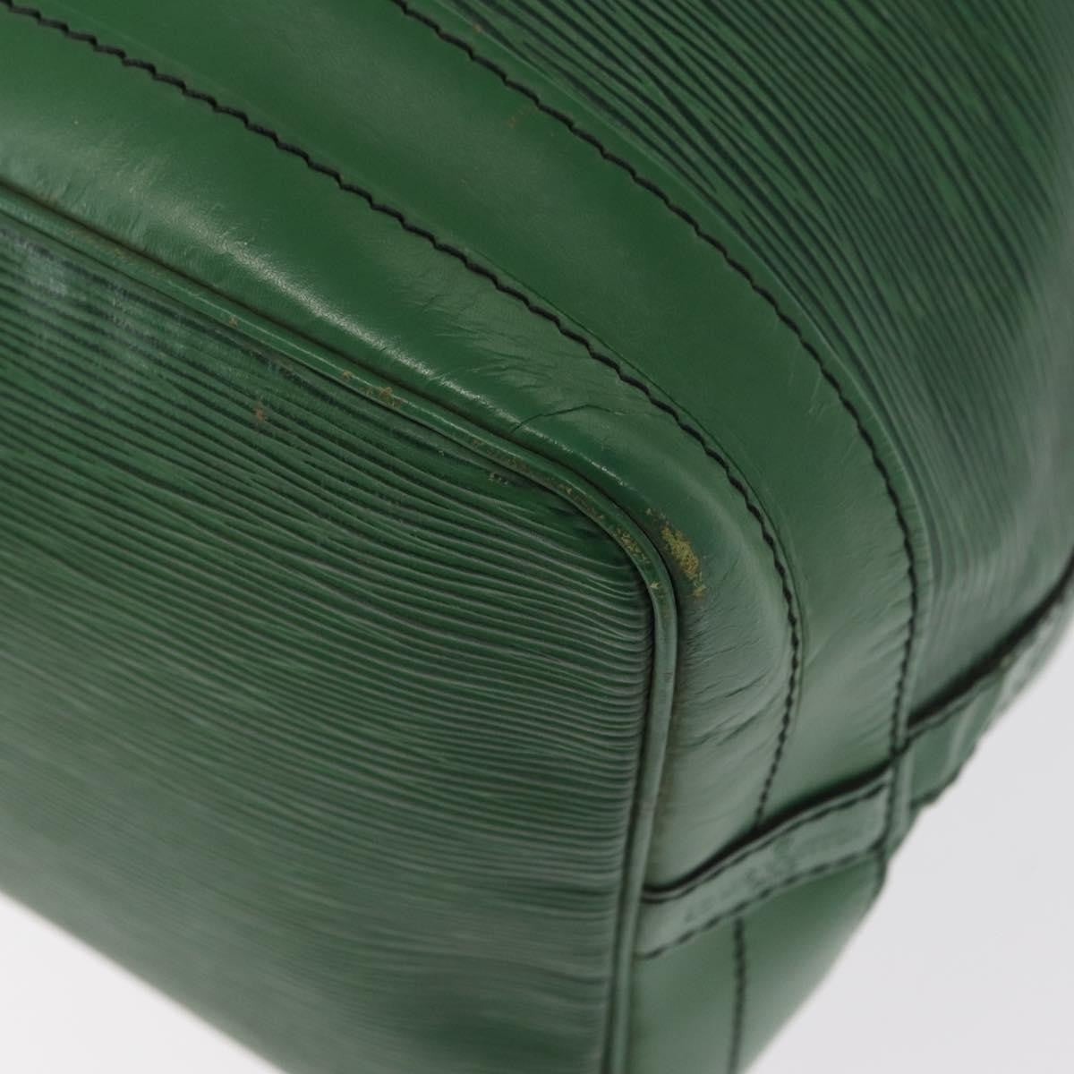 Louis Vuitton Noe Epi Leather Green Leather Shoulder Bag Bag (Pre-Owned)