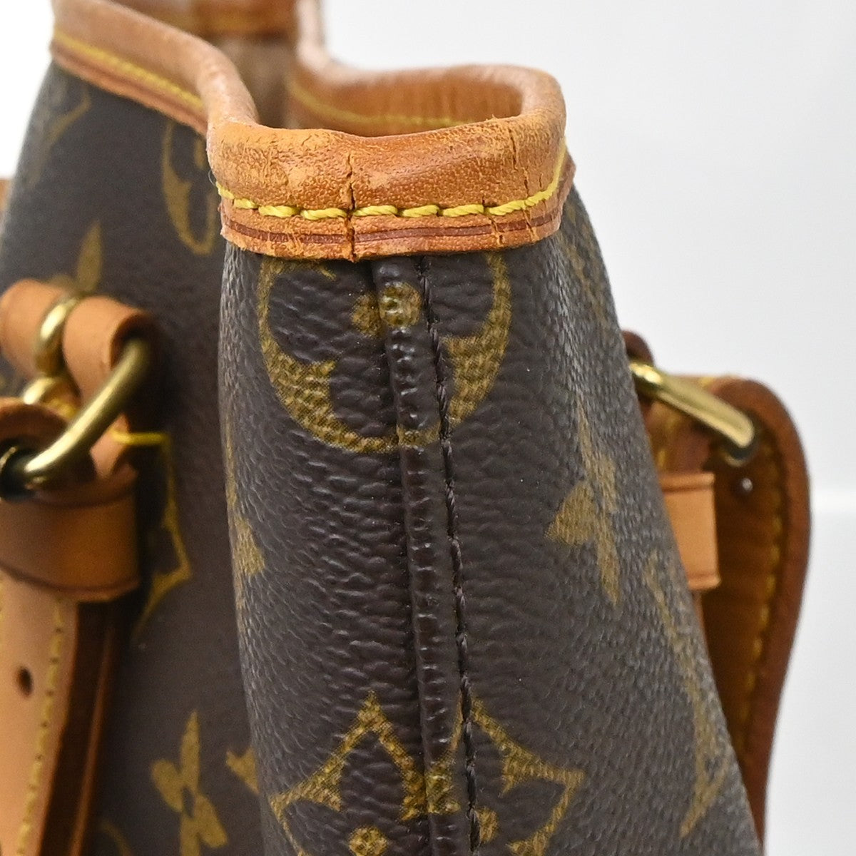 Louis Vuitton Bucket Monogram Canvas Brown Canvas Handbag (Pre-Owned)