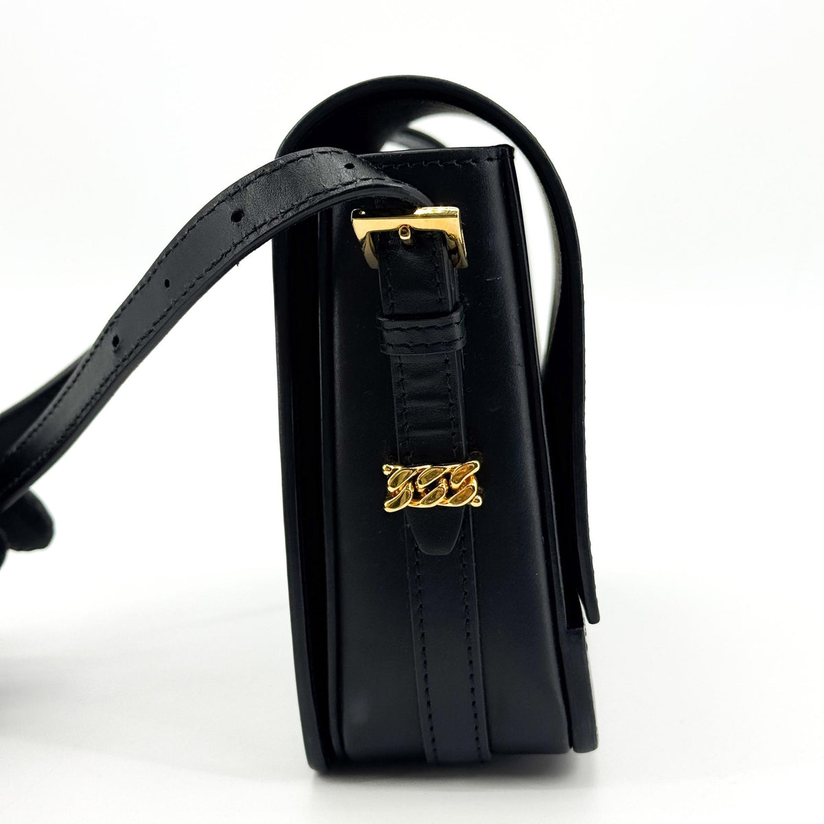 Burberry Grace Flap Horseferry Printed Leather Black Leather Shoulder Bag Bag (Pre-Owned)