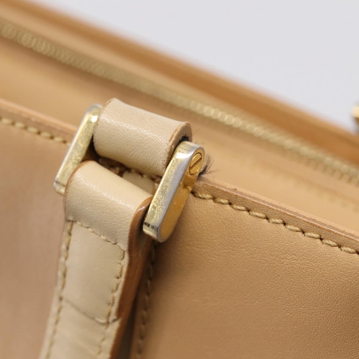 Burberry Handbag Leather Beige Leather Handbag (Pre-Owned)