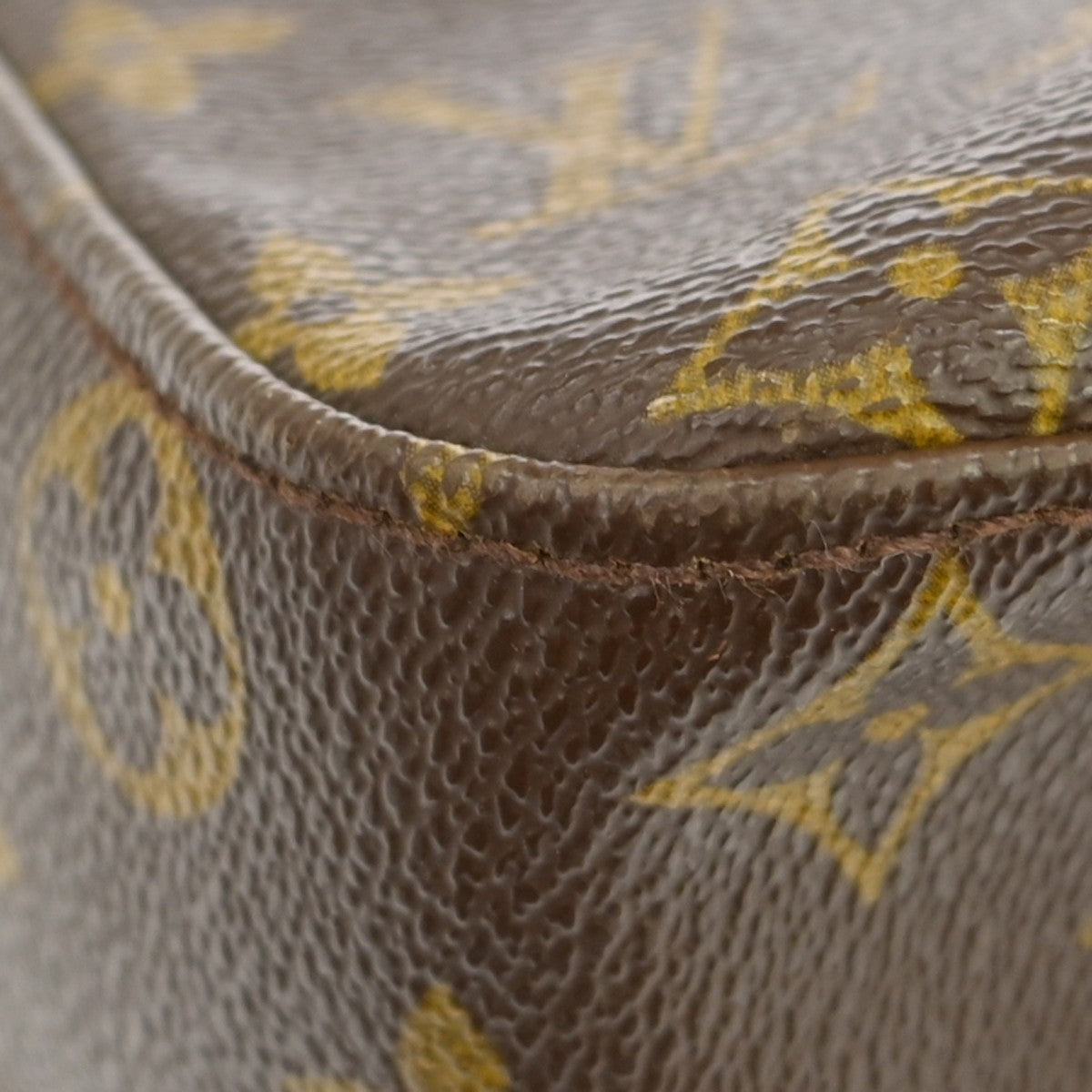 Louis Vuitton Monogram Looping Monogram Canvas Brown Canvas Shoulder Bag Bag (Pre-Owned)
