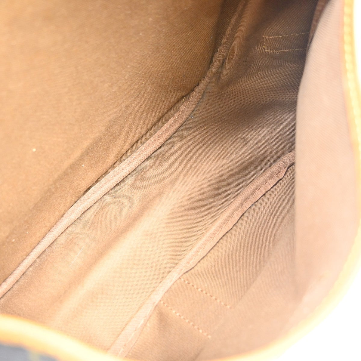 Louis Vuitton Saumur Monogram Canvas Brown Canvas Shoulder Bag Bag (Pre-Owned)