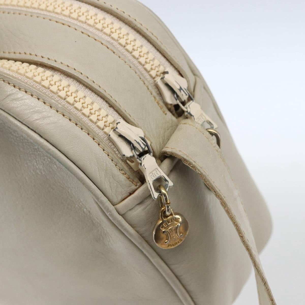Celine Vintage Leather White Leather Shoulder Bag Bag (Pre-Owned)