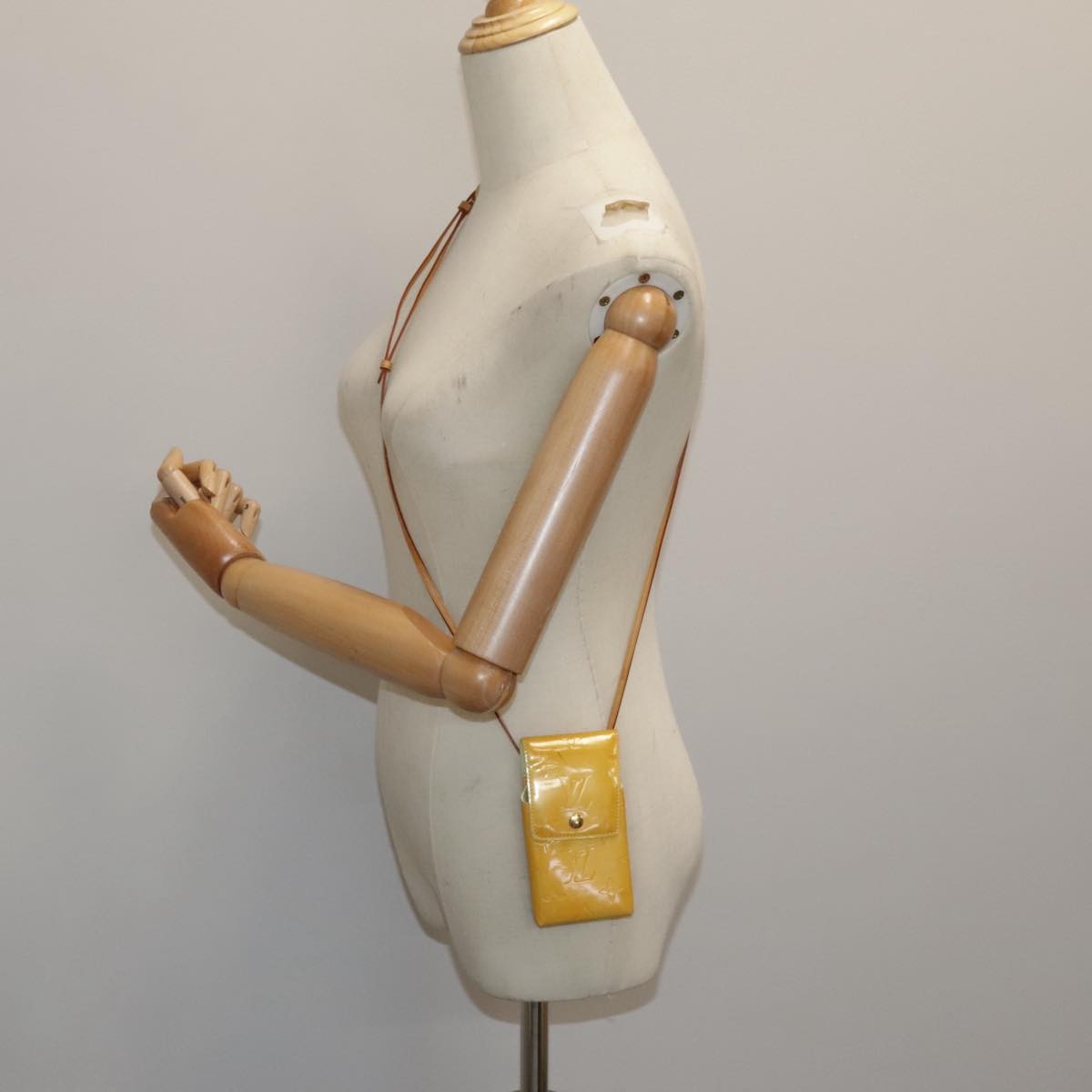 Louis Vuitton Walker Monogram Vernis Yellow Patent_Leather Clutche & Pouche Bag (Pre-Owned)