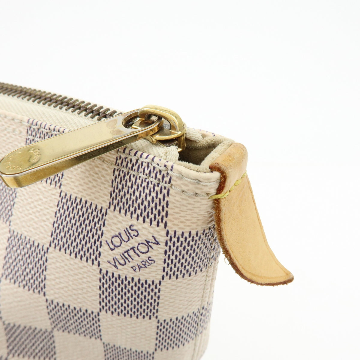 Louis Vuitton Saleya Damier Beige Canvas Handbag (Pre-Owned)