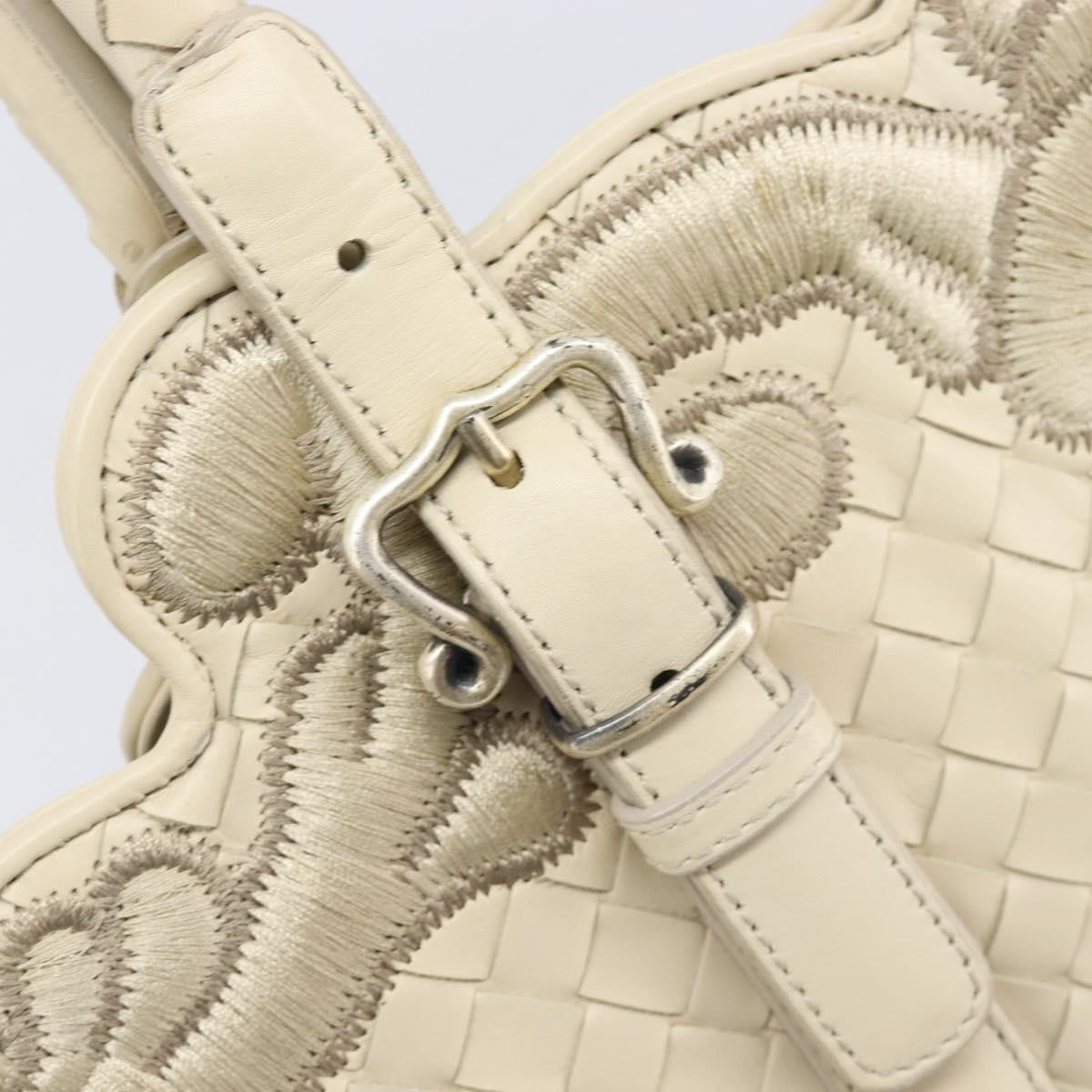 Bottega Veneta Belted Cabas Tote Intrecciato Nappa With Stitched Detail White Leather Tote Bag Bag (Pre-Owned)