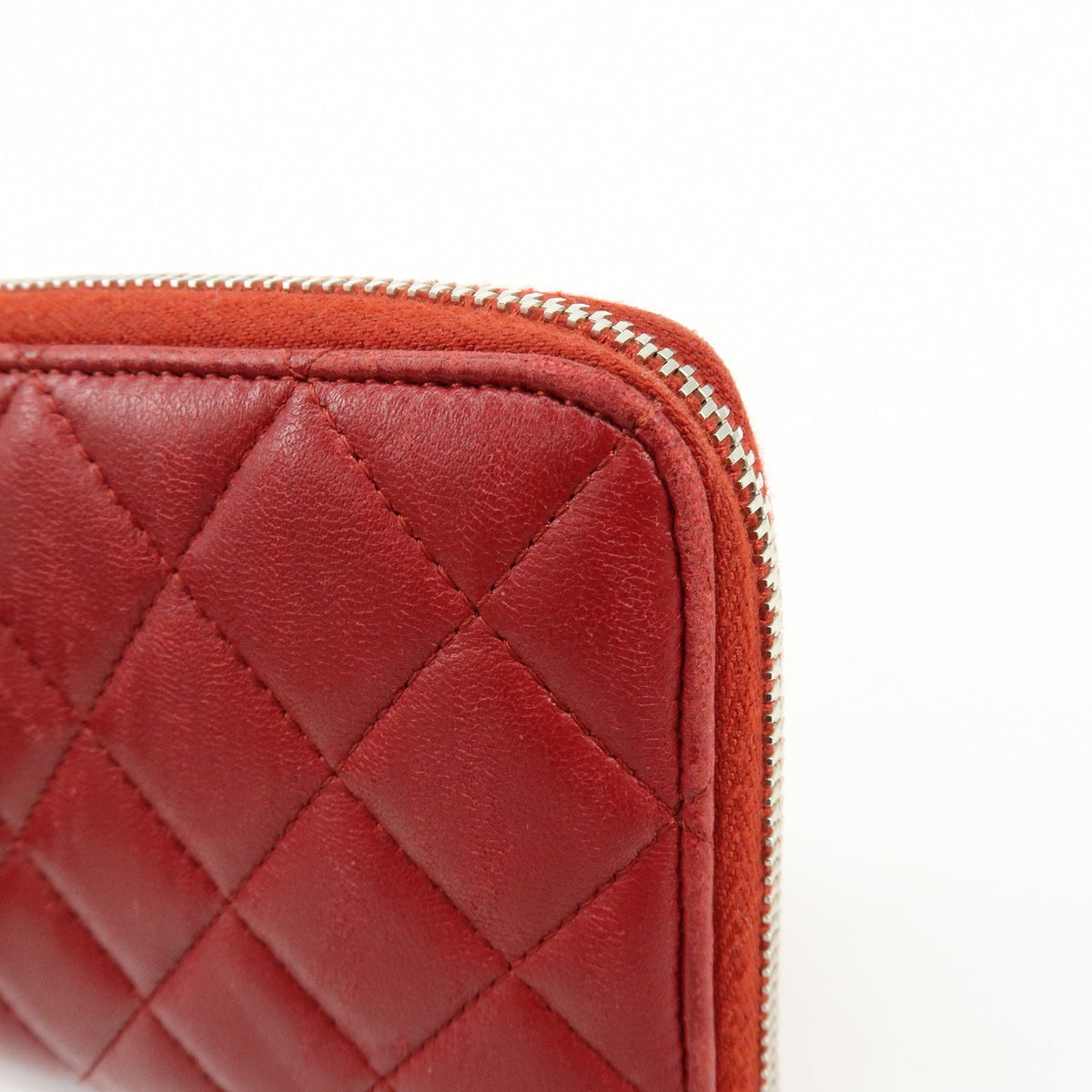 Chanel Zip Around Quilted Lambskin Red Leather Wallets Accessory (Pre-Owned)
