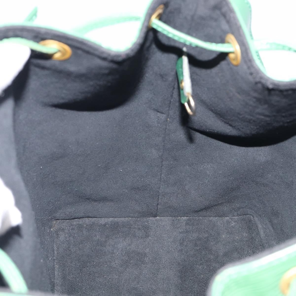 Louis Vuitton Petit Noe Epi Leather Green Leather Handbag (Pre-Owned)