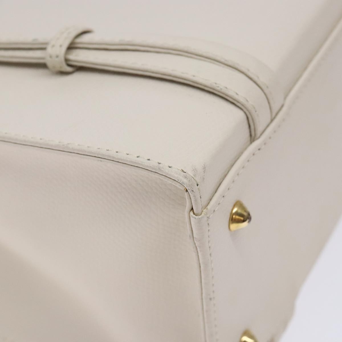MCM Vintage Leather White Leather Shoulder Bag Bag (Pre-Owned)