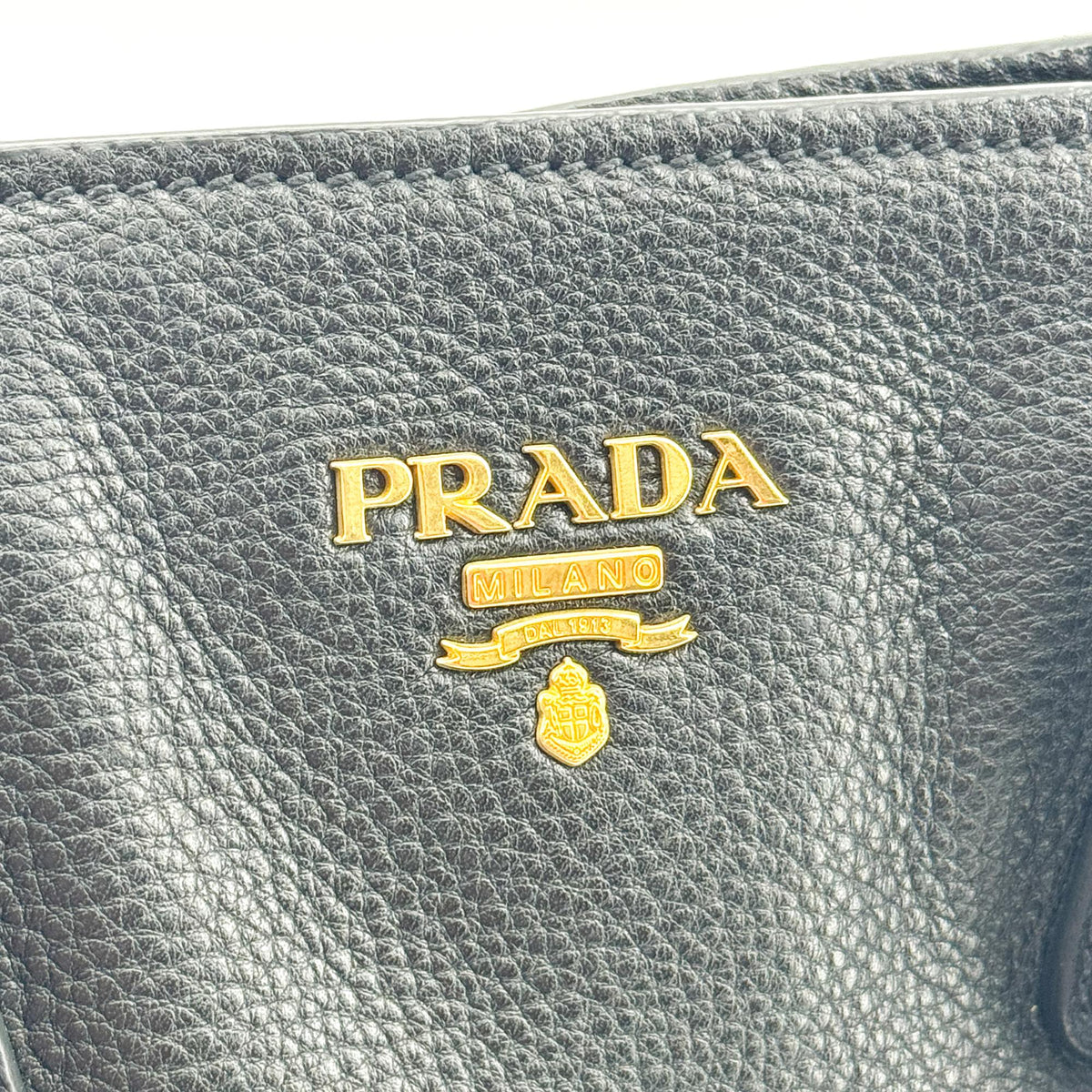 Prada Convertible Top Handle Satchel Vitello Daino Black Calfskin Handbag (Pre-Owned)