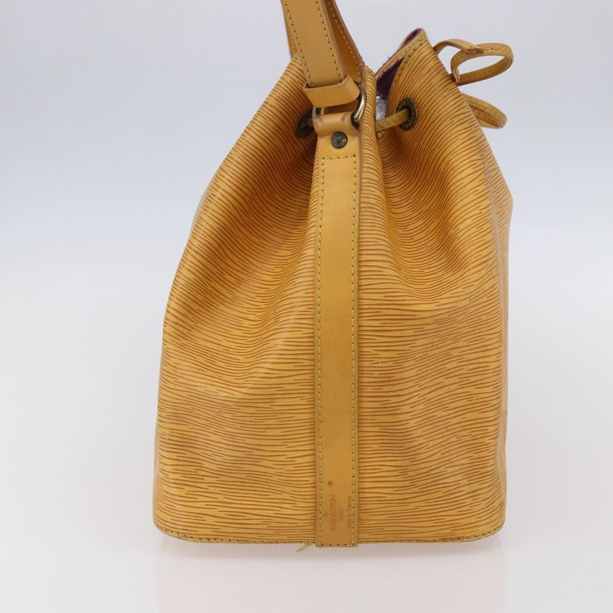 Louis Vuitton Petit Noe Epi Leather Yellow Leather Shoulder Bag Bag (Pre-Owned)