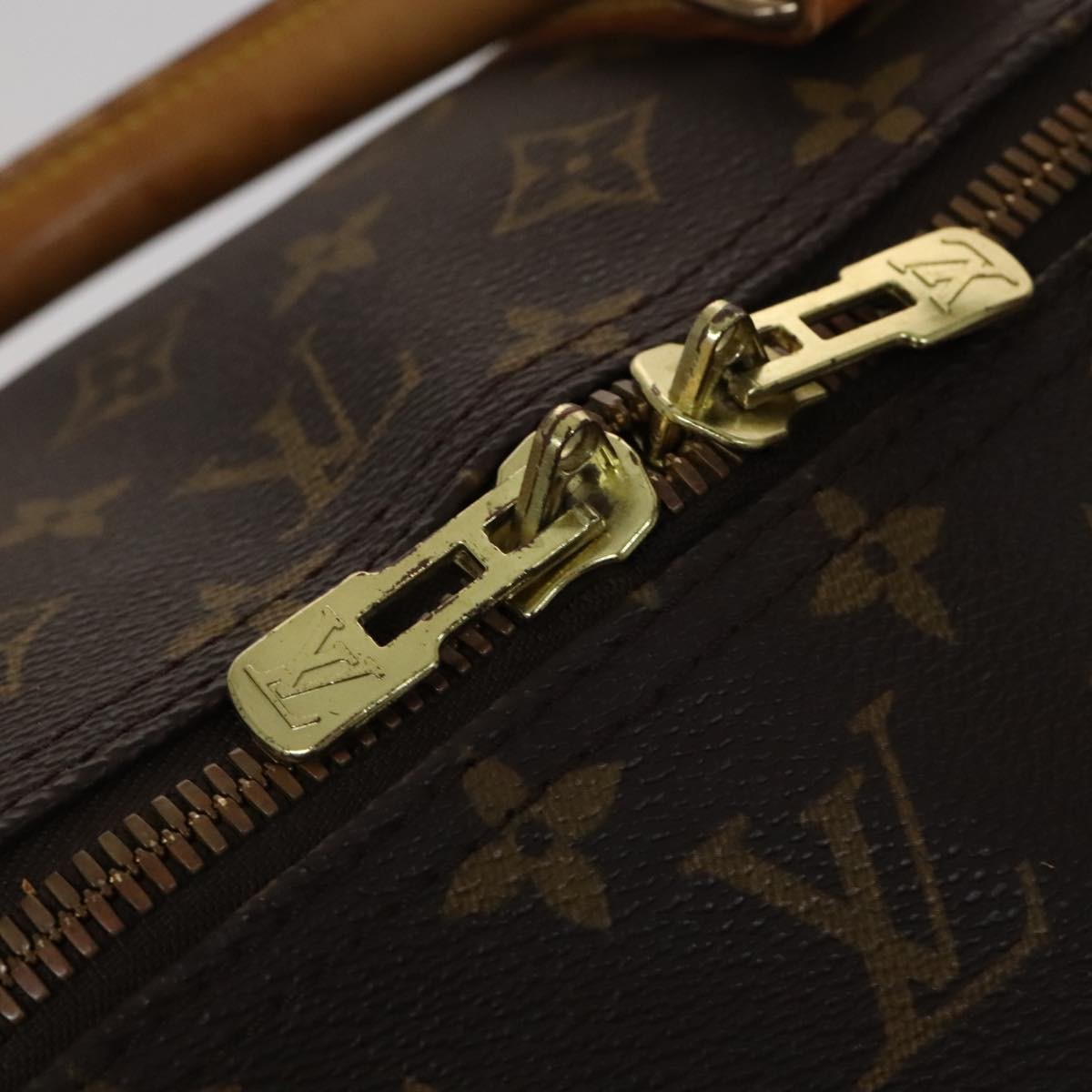 Louis Vuitton Keepall Monogram Canvas Brown Canvas Travel Bag Bag (Pre-Owned)