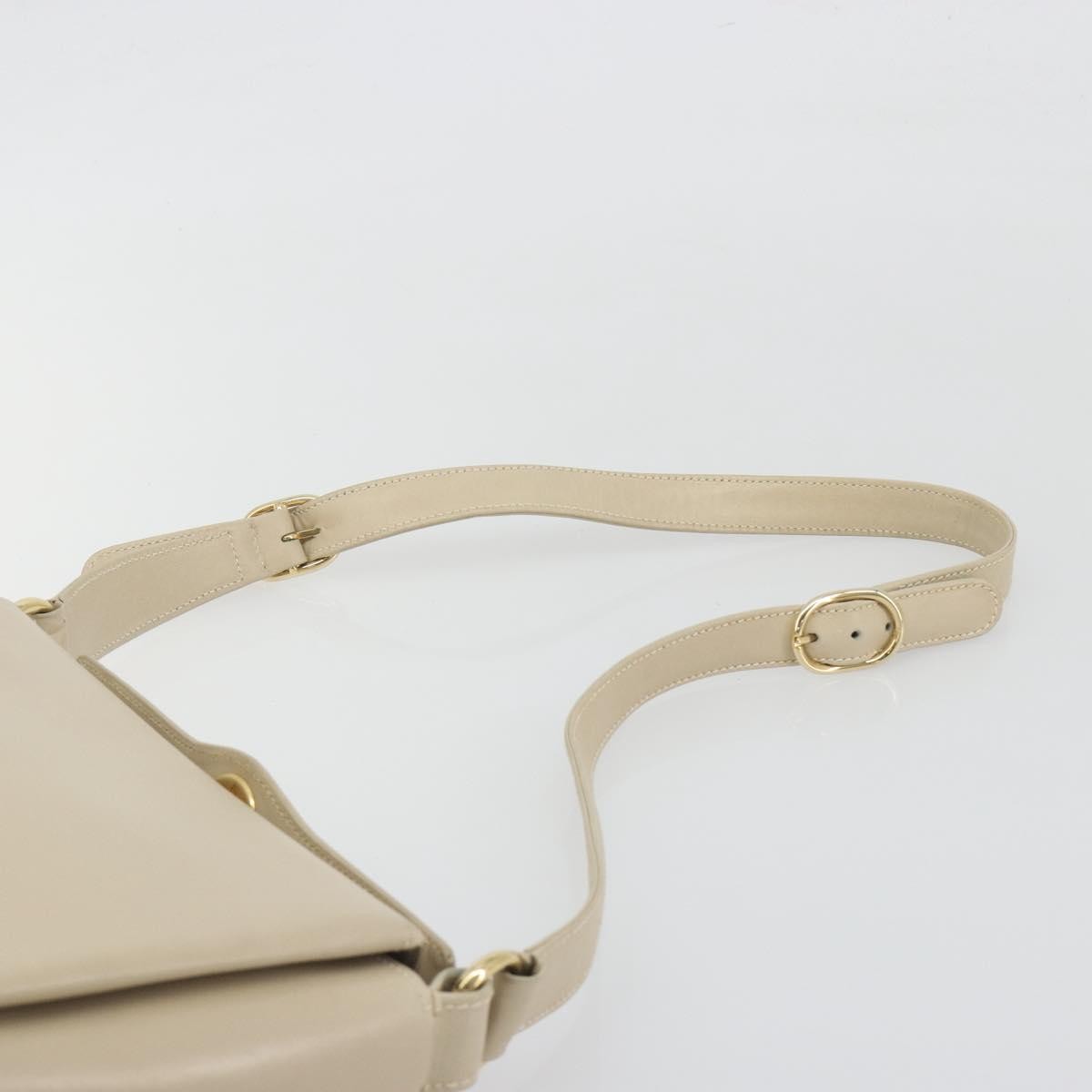 Gucci Vintage Convertible Box Leather Beige Leather Handbag (Pre-Owned)