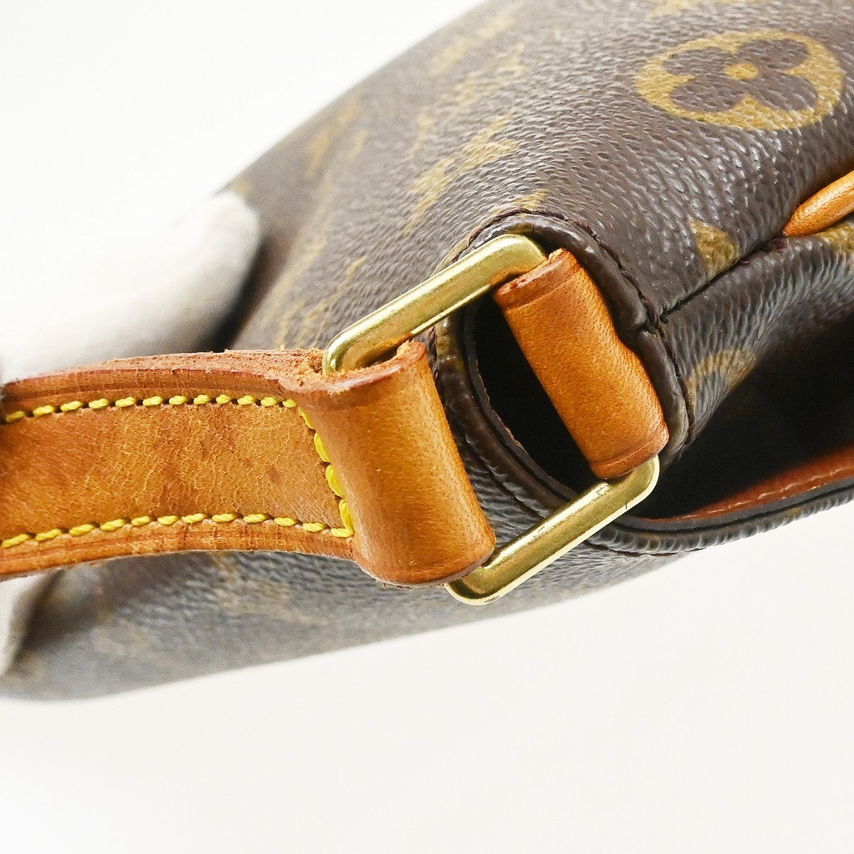 Louis Vuitton Musette Tango Monogram Canvas Brown Canvas Shoulder Bag Bag (Pre-Owned)