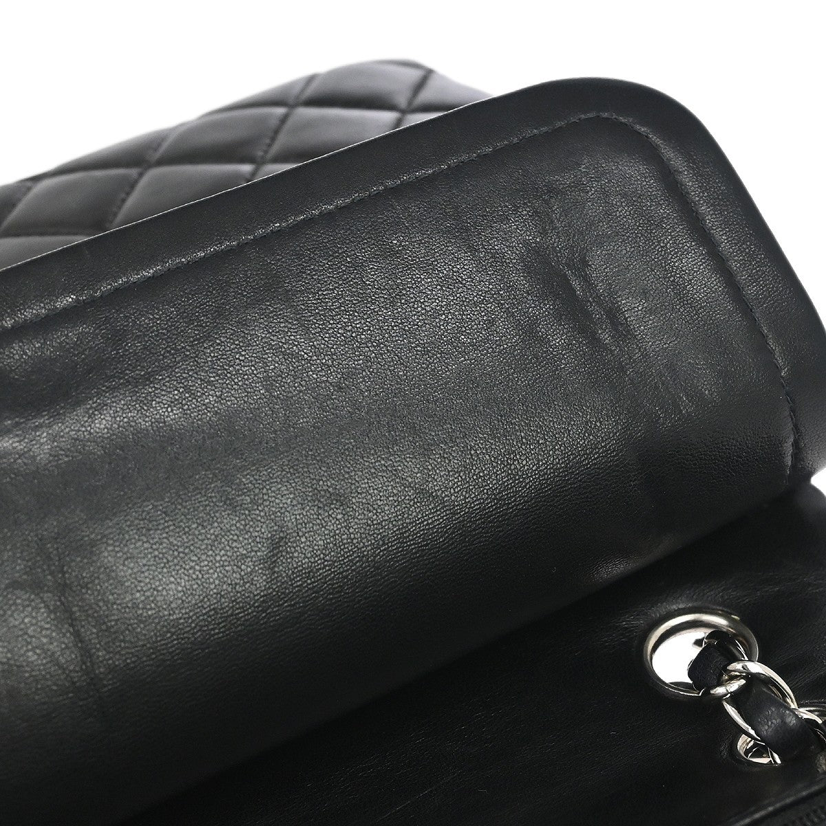 Chanel Classic Double Flap Quilted Lambskin Black Leather Handbag (Pre-Owned)