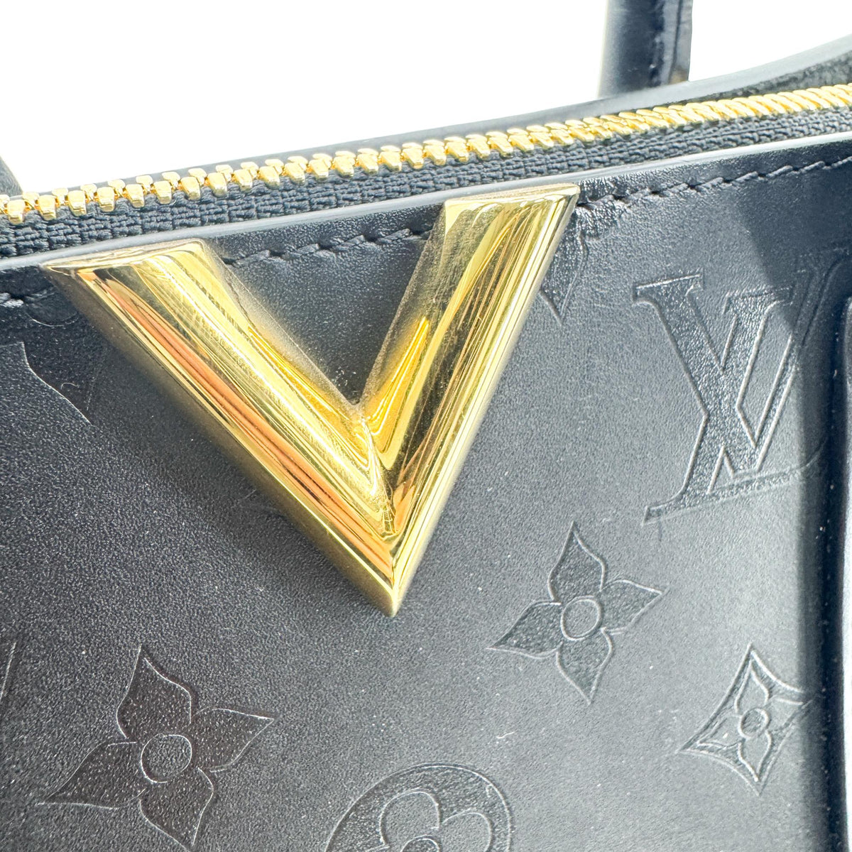 Louis Vuitton Very Monogram Leather Black Leather Tote Bag Bag (Pre-Owned)