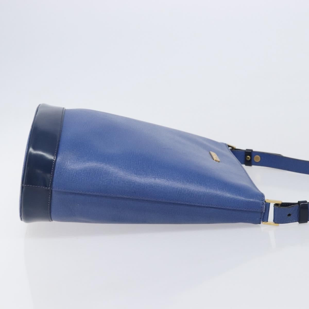 Burberry Shoulder Leather Blue Leather Shoulder Bag Bag (Pre-Owned)