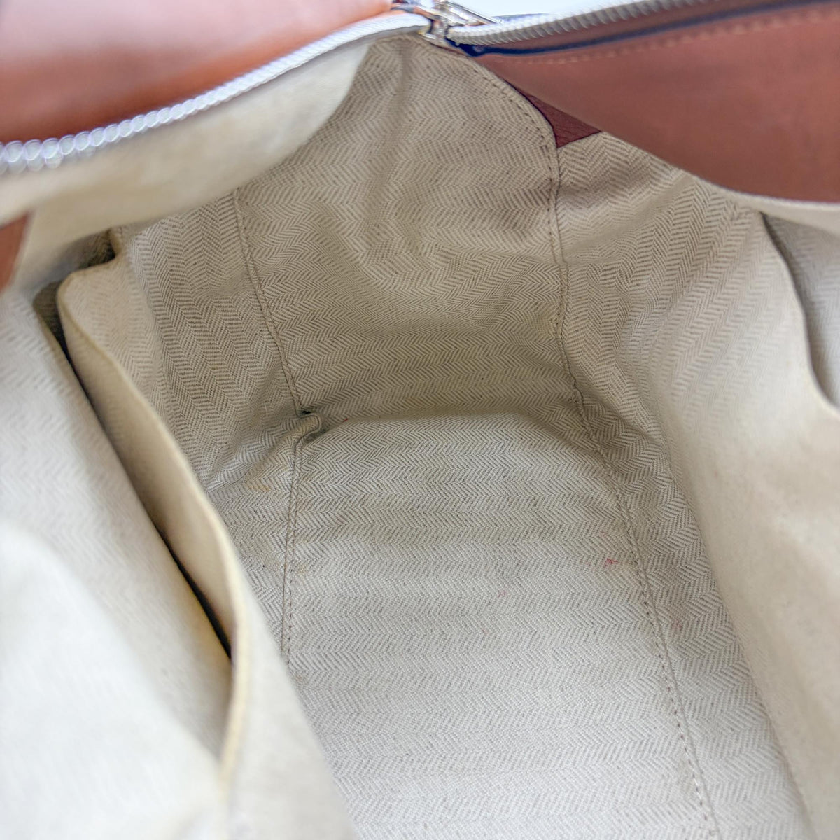 Loewe Puzzle Leather Brown Leather Handbag (Pre-Owned)