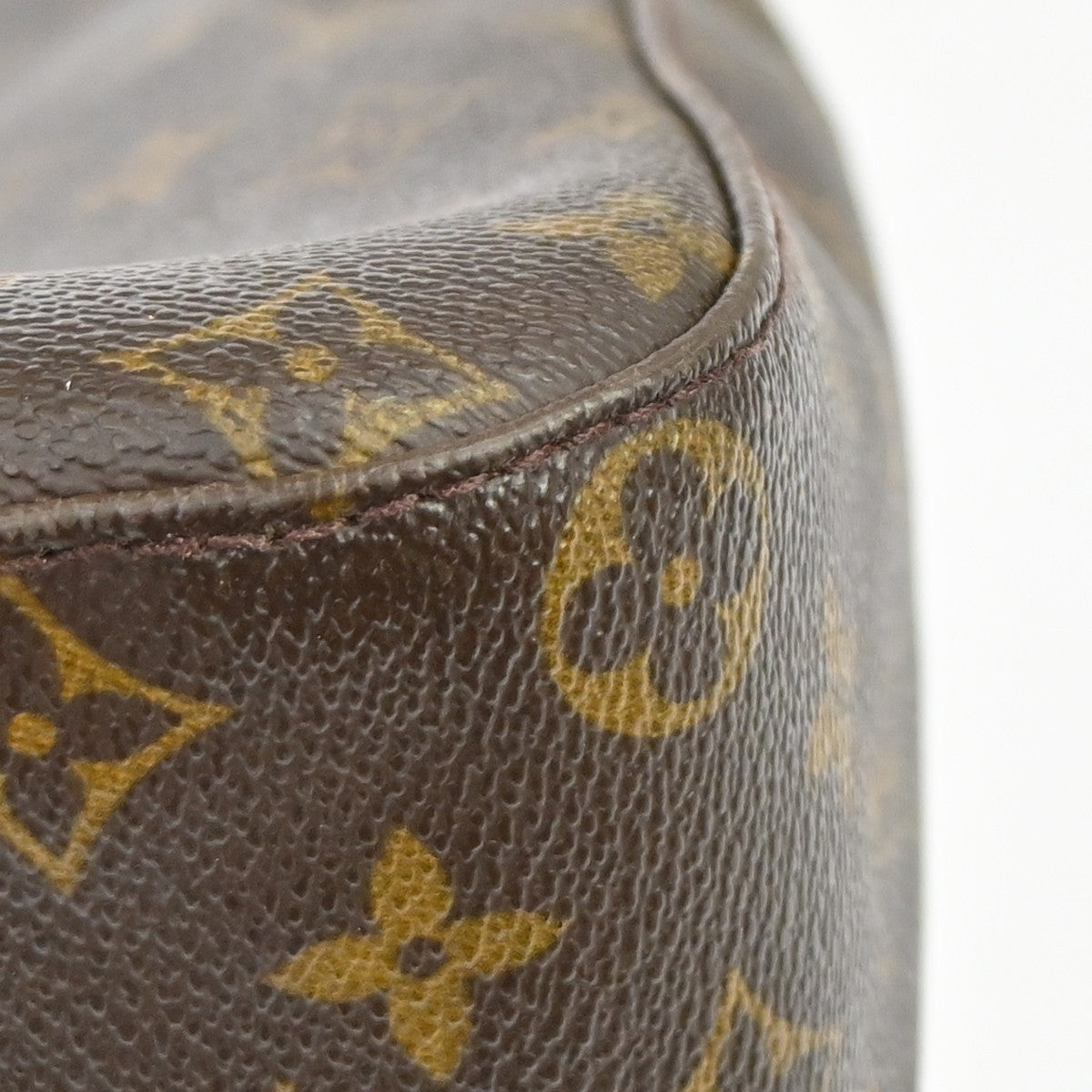 Louis Vuitton Looping Monogram Canvas Brown Canvas Handbag (Pre-Owned)