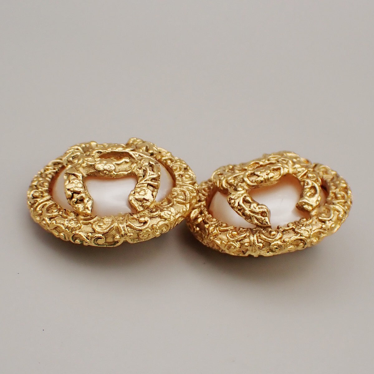 Chanel Vintage Cc Logo Round Clip-On Metal With Crystals Gold Gold_Plated,Pearl Earrings Jewelry (Pre-Owned)
