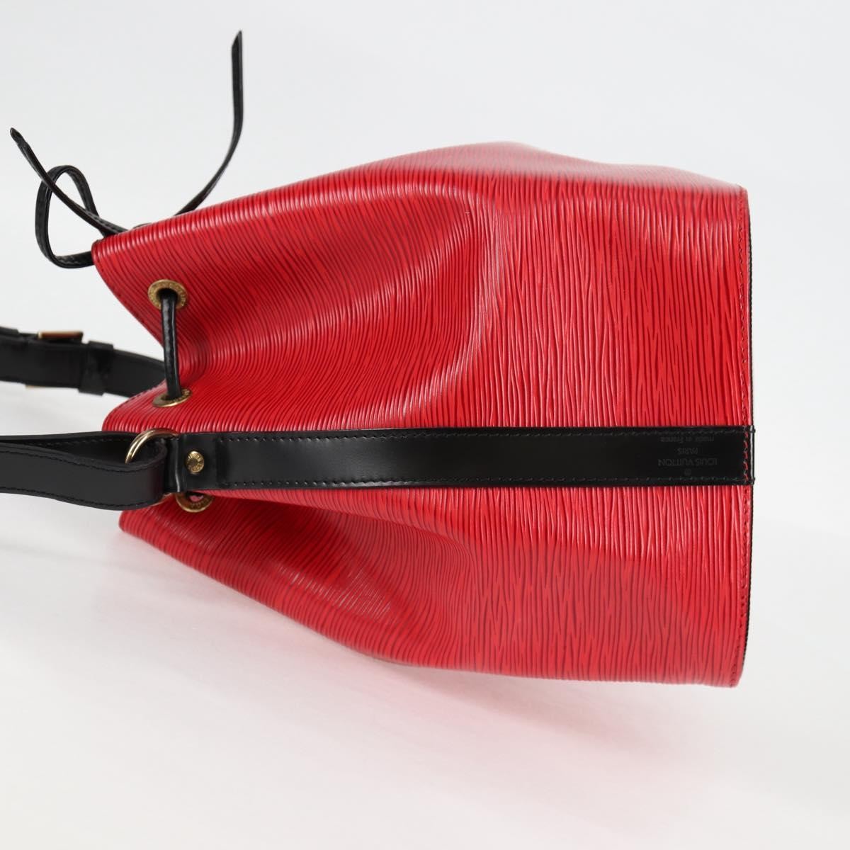 Louis Vuitton Bicolor Petit Noe Epi Leather Red Leather Handbag (Pre-Owned)
