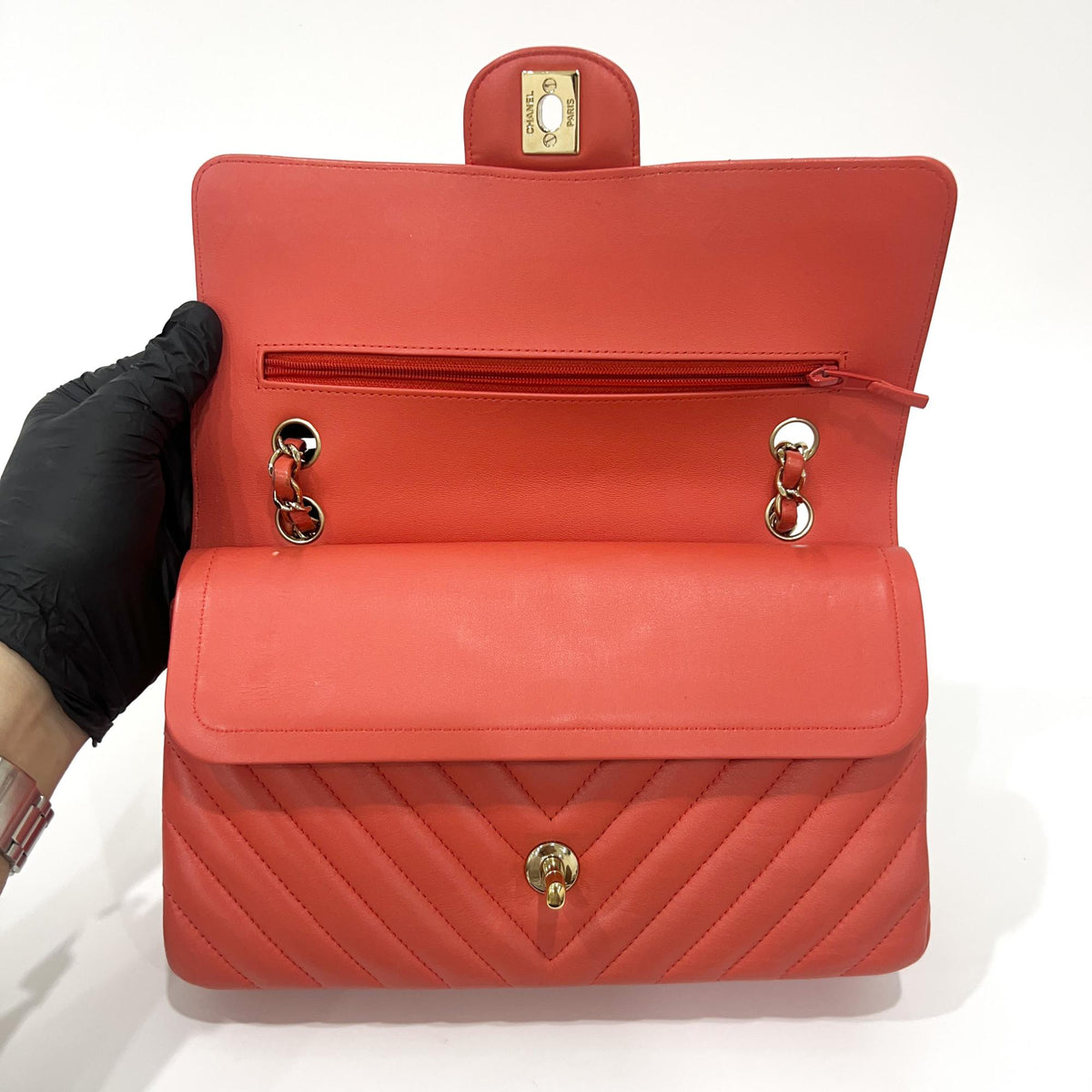 Chanel Classic Double Flap Chevron Lambskin Red Leather Handbag (Pre-Owned)