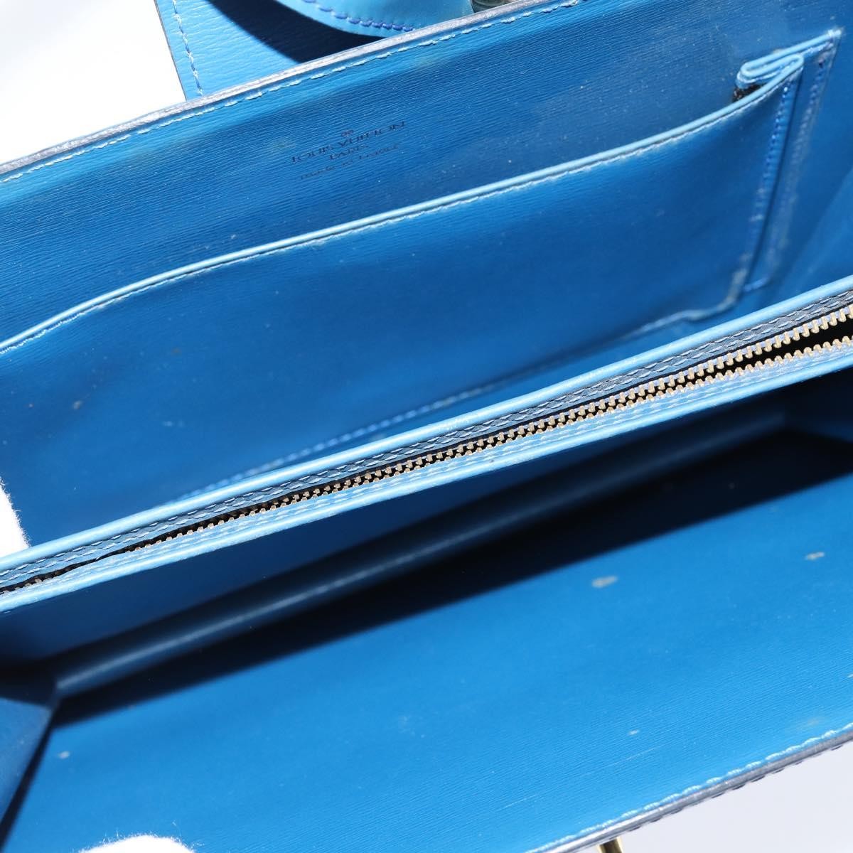 Louis Vuitton Capucines Epi Leather Blue Leather Shoulder Bag Bag (Pre-Owned)
