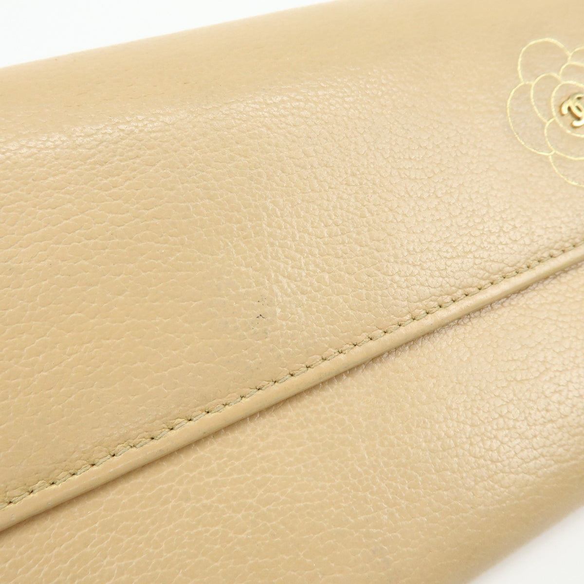 Chanel Camellia Flap Leather Beige Calfskin Wallets Accessory (Pre-Owned)