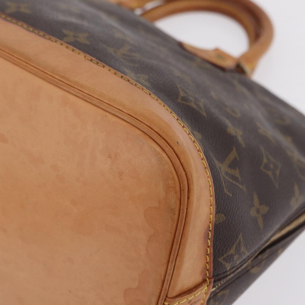 Louis Vuitton Alma Monogram Canvas Brown Canvas Handbag (Pre-Owned)