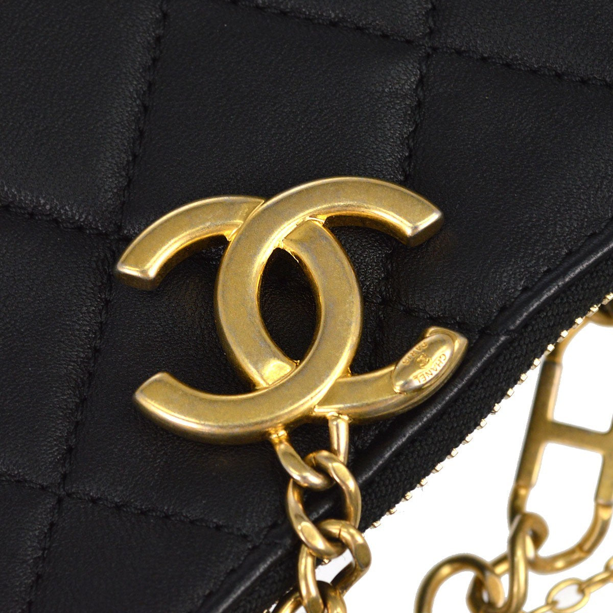 Chanel All About Chains Waist Quilted Lambskin Black Leather Handbag (Pre-Owned)