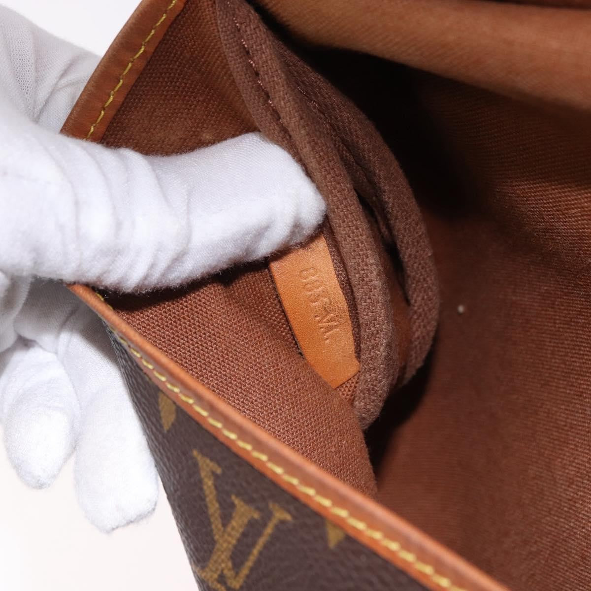 Louis Vuitton Saumur Monogram Brown Canvas Shoulder Bag Bag (Pre-Owned)