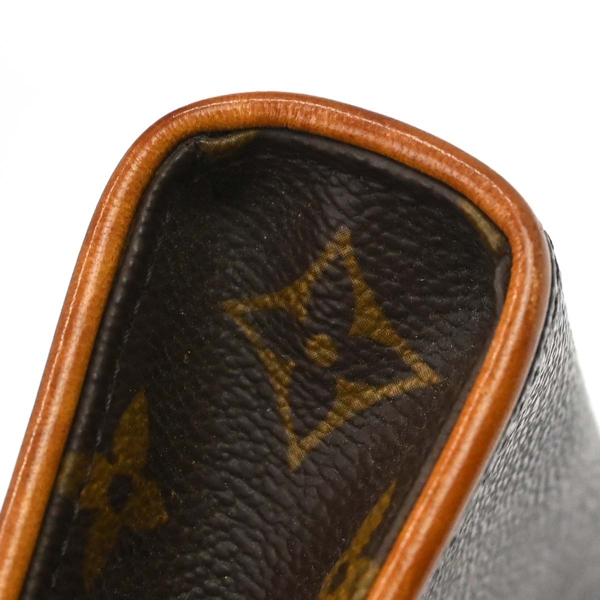 Louis Vuitton Florentine Waist Monogram Canvas Brown Canvas Handbag (Pre-Owned)