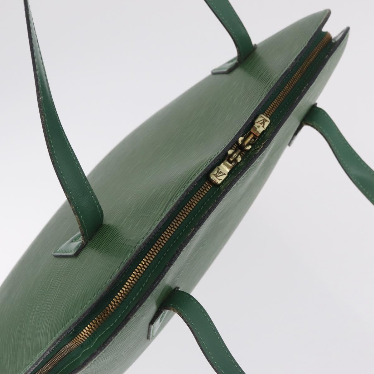 Louis Vuitton Lussac Epi Leather Green Leather Handbag (Pre-Owned)