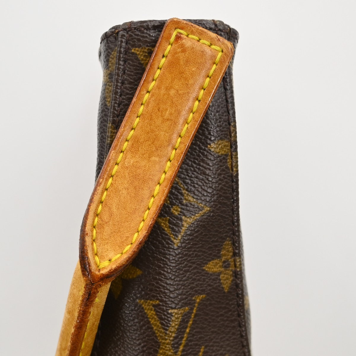 Louis Vuitton Monogram Looping Monogram Canvas Brown Canvas Shoulder Bag Bag (Pre-Owned)