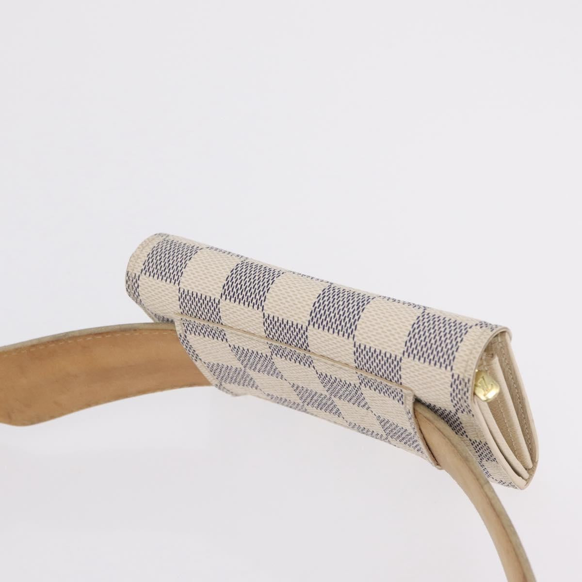 Louis Vuitton Solo Belt Damier White Canvas Clutche & Pouche Bag (Pre-Owned)