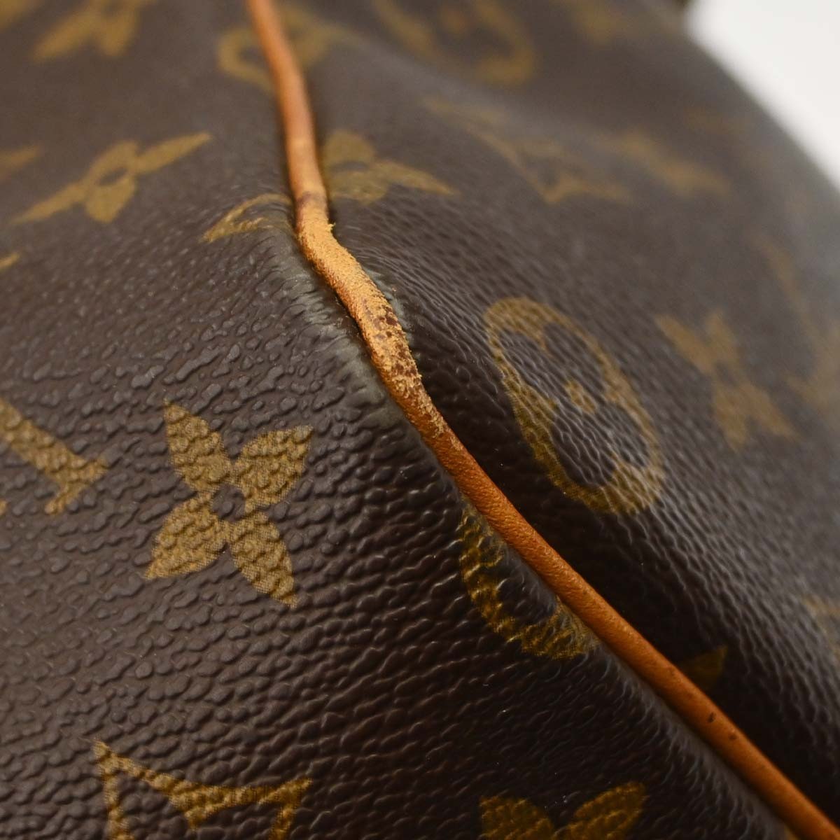 Louis Vuitton Keepall Monogram Canvas Brown Canvas Travel Bag Bag (Pre-Owned)