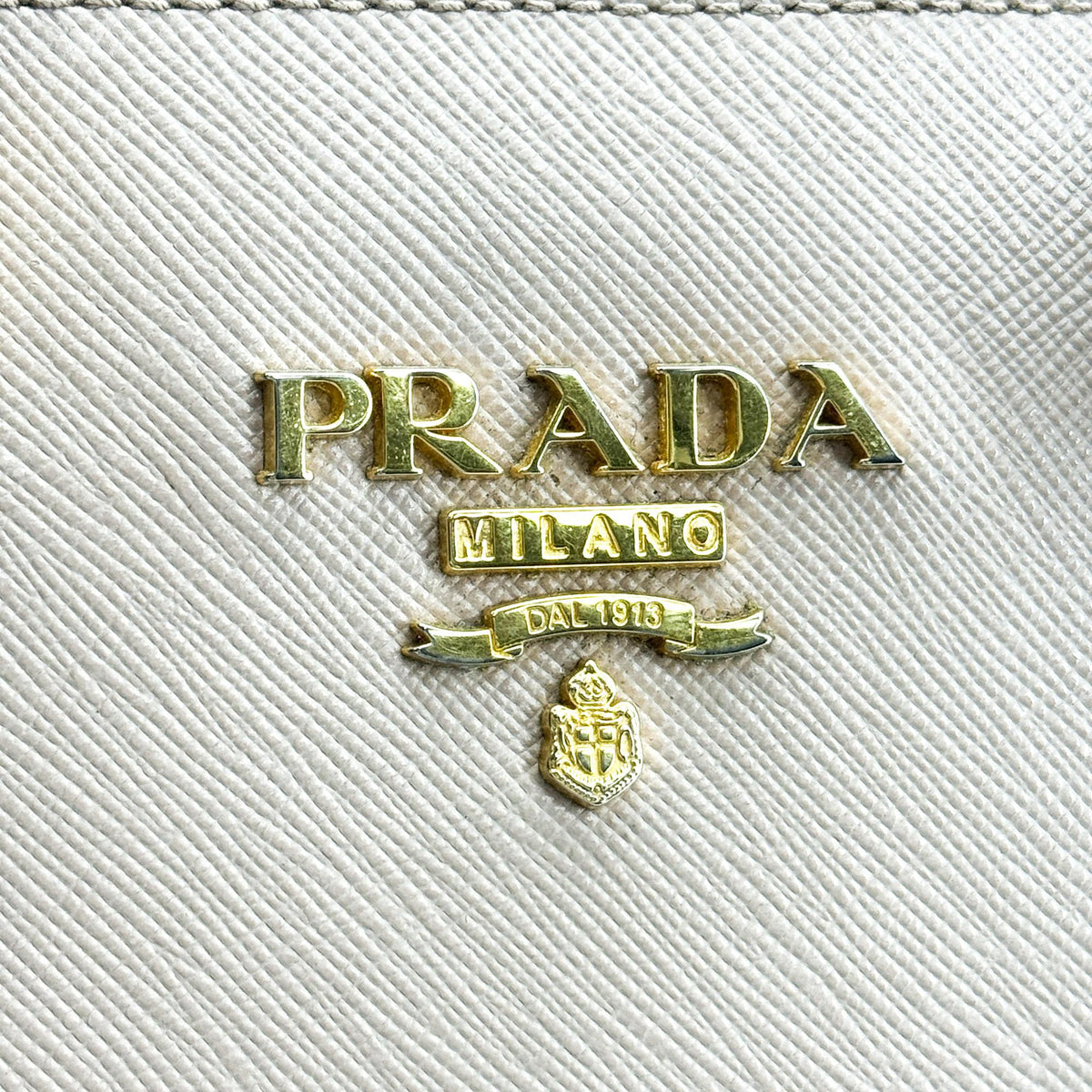 Prada Vintage Tote Leather Beige Leather Tote Bag Bag (Pre-Owned)