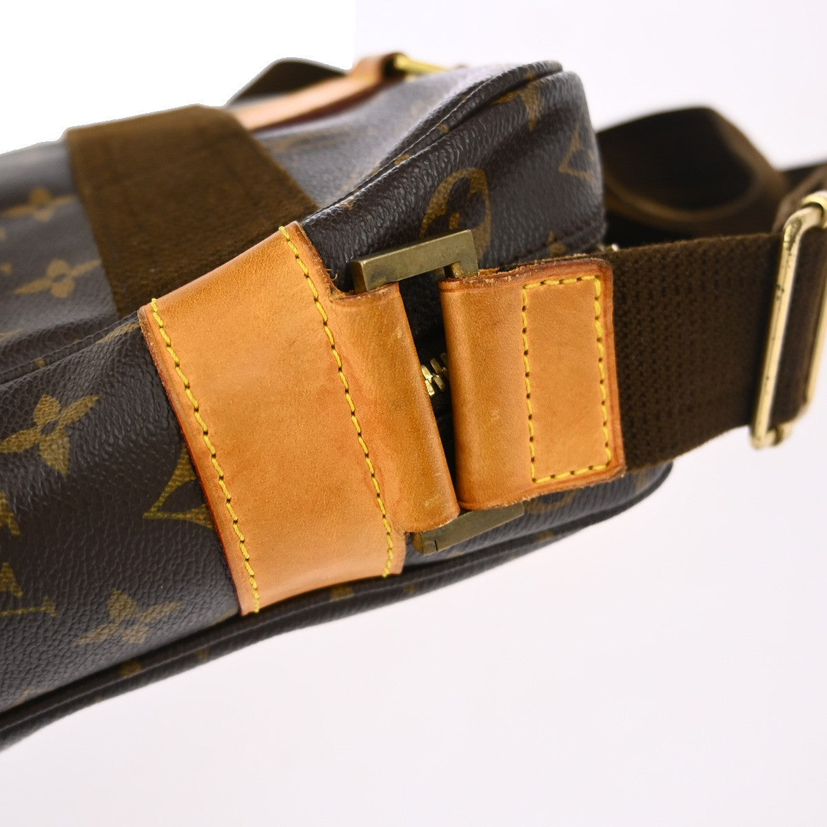 Louis Vuitton Sac Bosphore Monogram Canvas Brown Canvas Handbag (Pre-Owned)